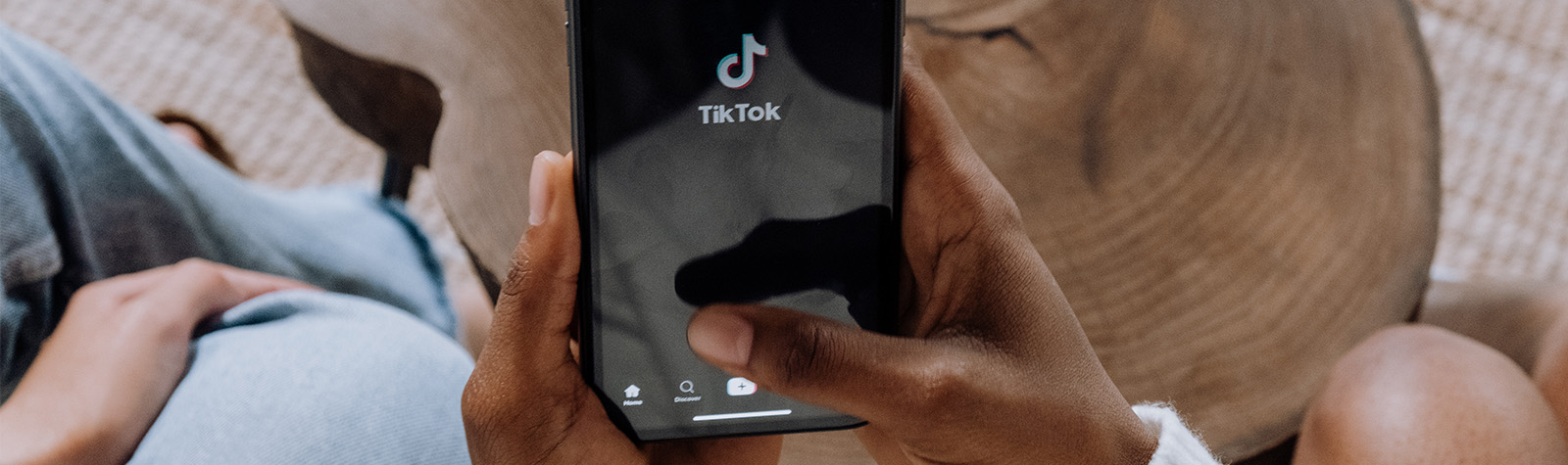 Wat betekenen de nieuwe privacyvoorwaarden van TikTok voor jou?